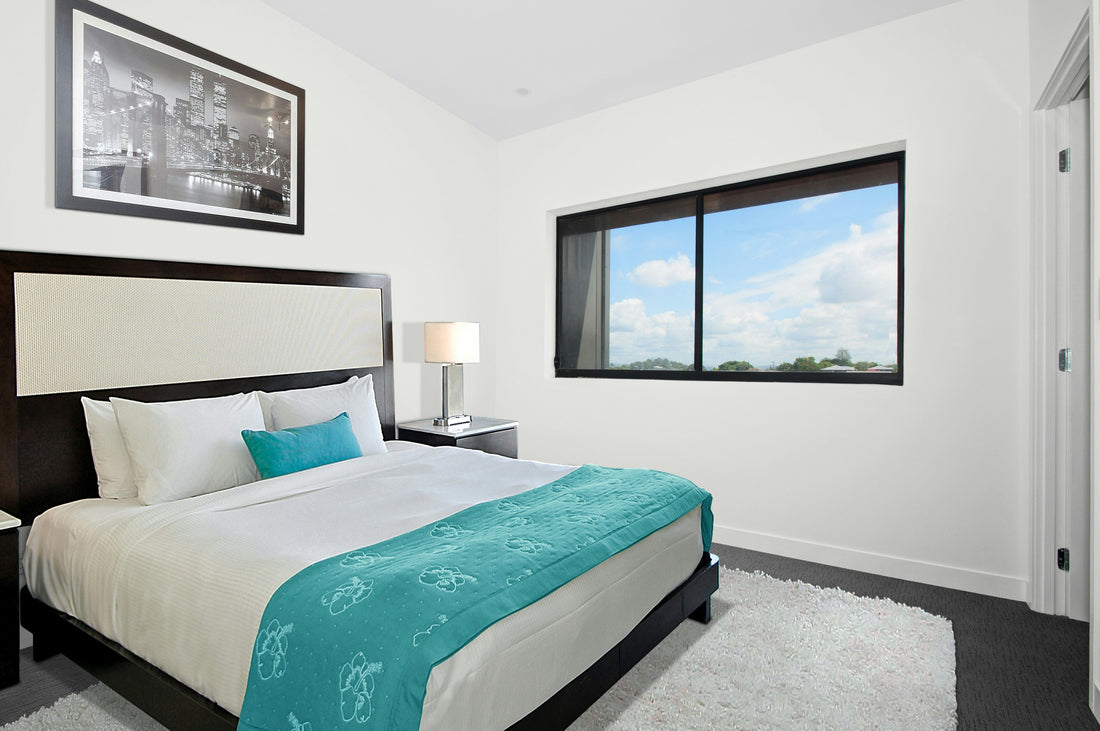 How to Create a Relaxing Bedroom Retreat: Tips for Comfort and Style?