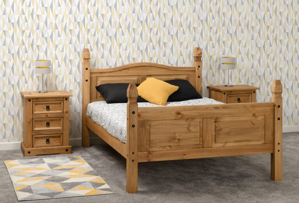 Corona 4'6" Bed High Foot End Distressed Waxed Pine